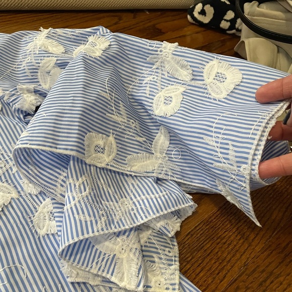 LYSSE Tunic-super sleeves - Picture 4 of 10